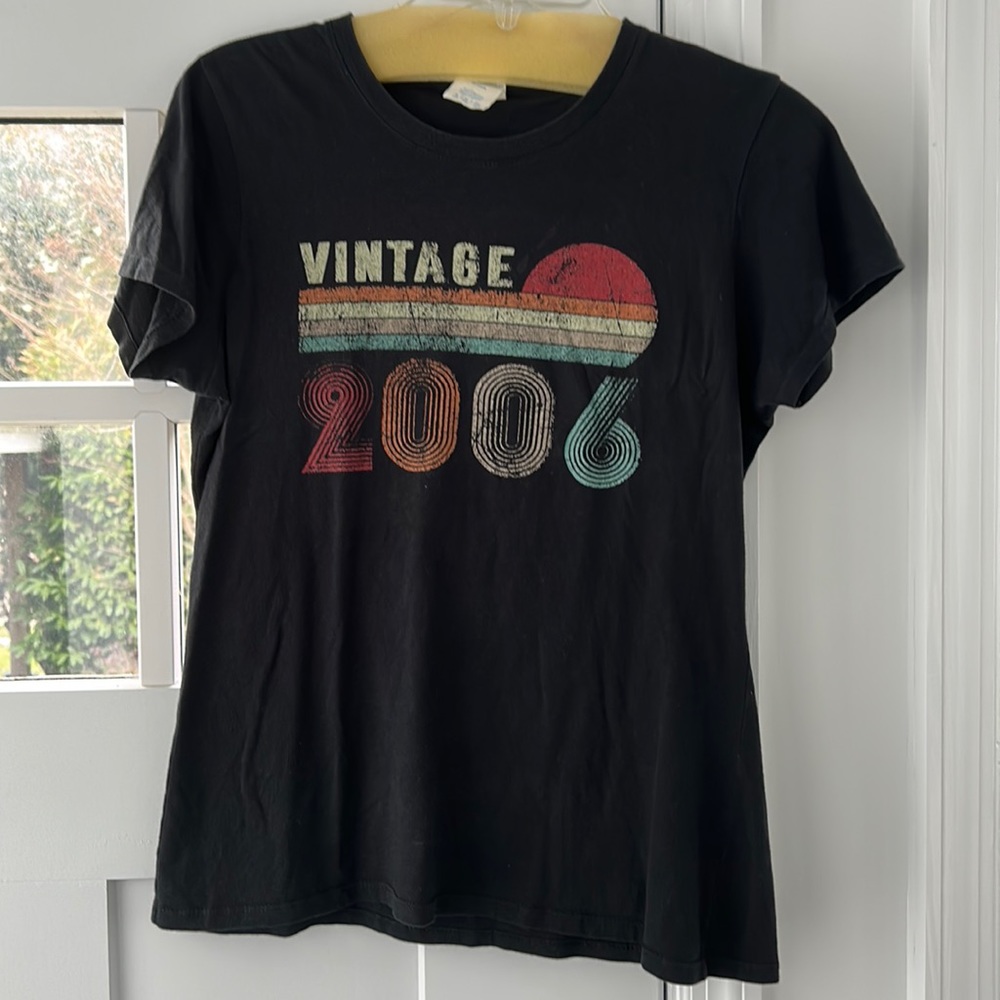 Vintage 2006 t shirt size small
